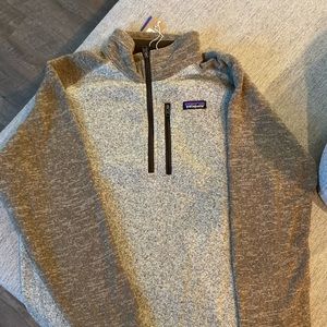 Patagonia men sweater size M